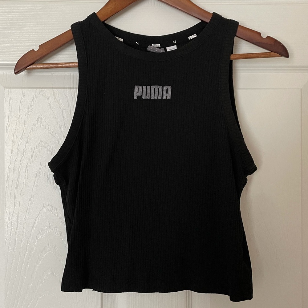 Puma top